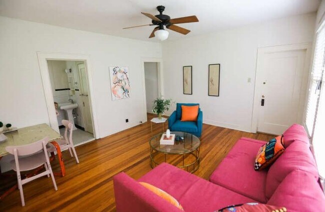 Foto del edificio - 2902 Hemphill Park