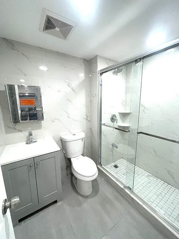 Foto del edificio - 2583 49th St