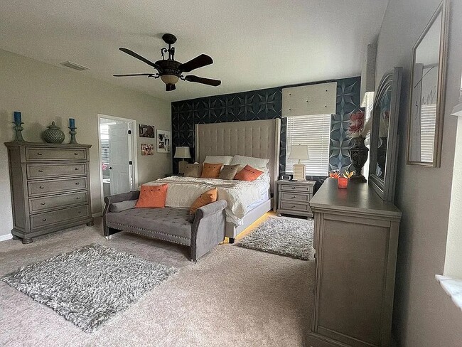 Dormitorio principal - 5617 Trevesta Pl