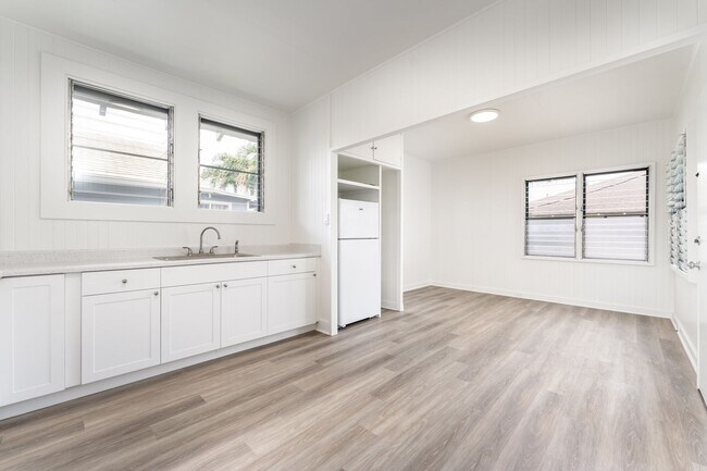 Foto del edificio - One-Bedroom Cottage- 1816 Citron Street #C