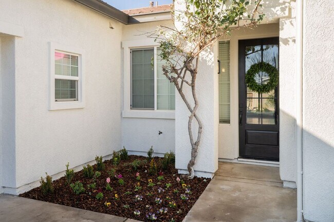 Foto del edificio - 3350 W Stewart Ave