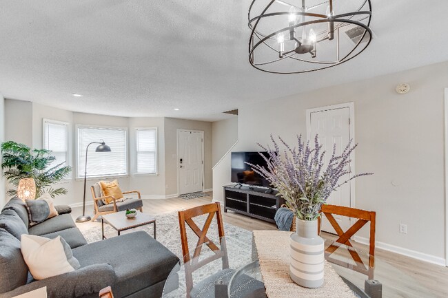 Foto del edificio - 125 Dennis Dr