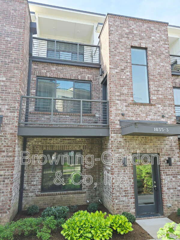 Photo - 1035 Chester Ave Townhome