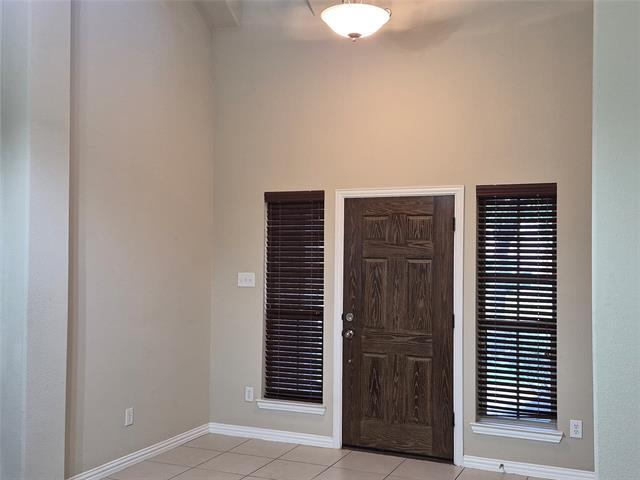Building Photo - 504 Eastland Dr