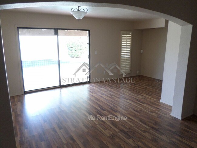 Foto del edificio - 6602 E Juniper Ave