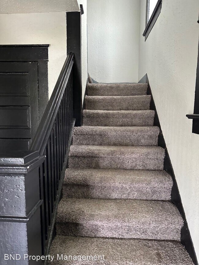 Foto del edificio - 3 br, 1 bath House - 1125 Marmion Avenue