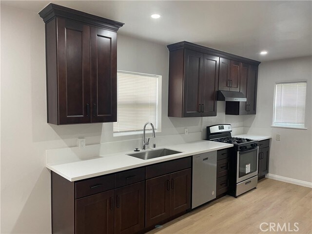 Foto del edificio - 334 W Mountain View Ave