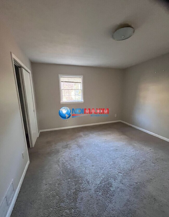 Building Photo - Beautiful ranch in GRAYSON cluster in Snellville