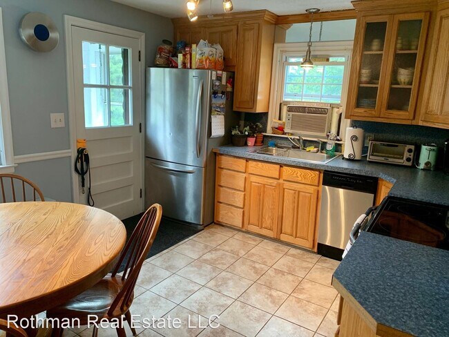Foto del edificio - 3 br, 2 bath House - 269 West Center Street