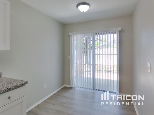 Building Photo - 3200 Running Deer Path Kissimmee FL