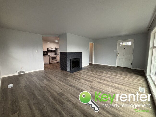 Building Photo - Beautiful Rambler home in Tacoma, WA!