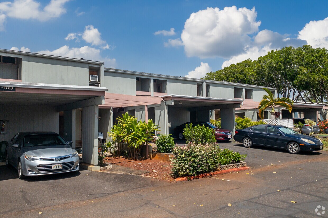 Laulea Townhouses Apartments in Mililani, HI