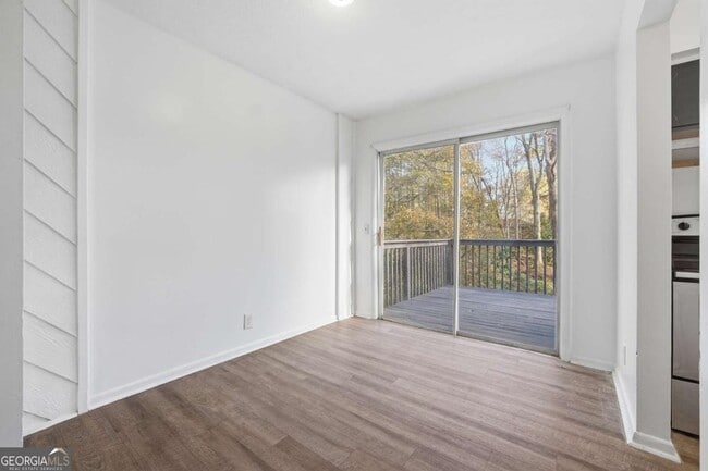 Building Photo - 1073 Laurel Ln NW