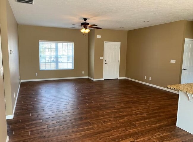 Building Photo - 1651 S 29th St