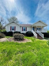 Building Photo - 1650 Hill Ct