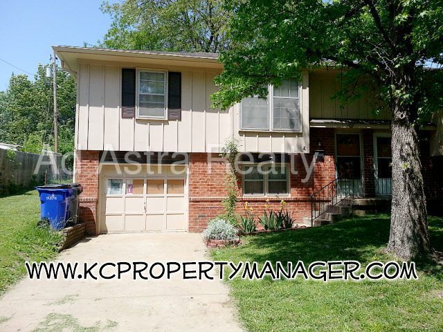 Primary Photo - 607 E Brier Dr