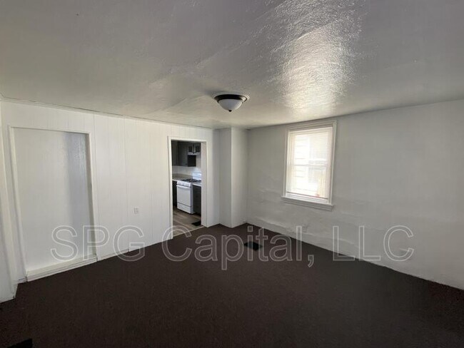 Foto del edificio - 336 S 2nd St