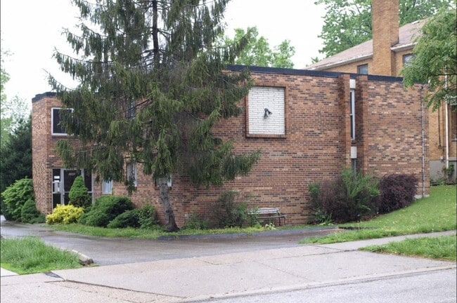 Building Photo - 2443 Ferguson Road