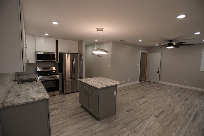 New appliances - 1624 Bryan St