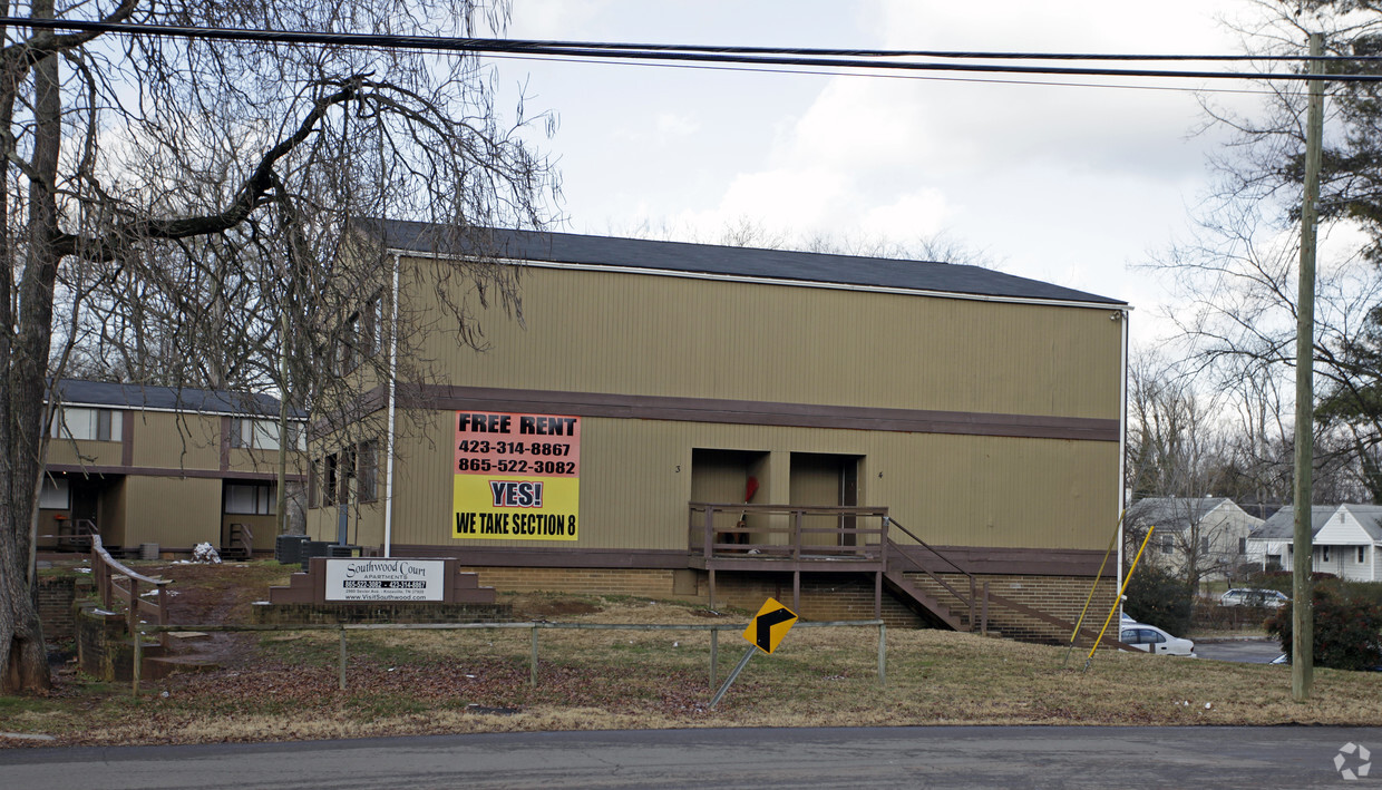 Building Photo - 2980 Sevier Ave