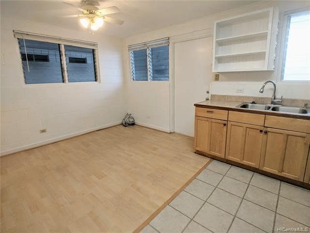 Building Photo - 1720 Poki St