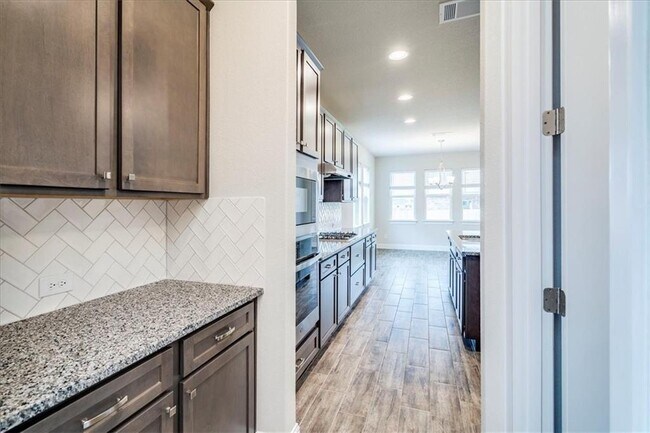 Foto del edificio - 6513 Folsom Ave