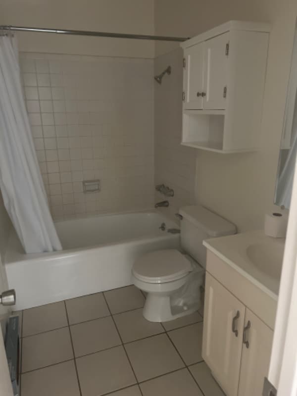 Foto del edificio - 1717 E 68th St