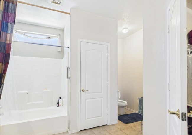 Foto del edificio - 1062 E Canyon Way