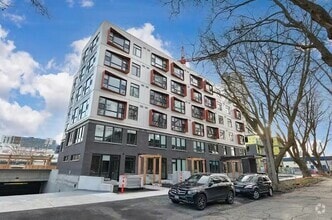 Building Photo - 629 Speed Ave