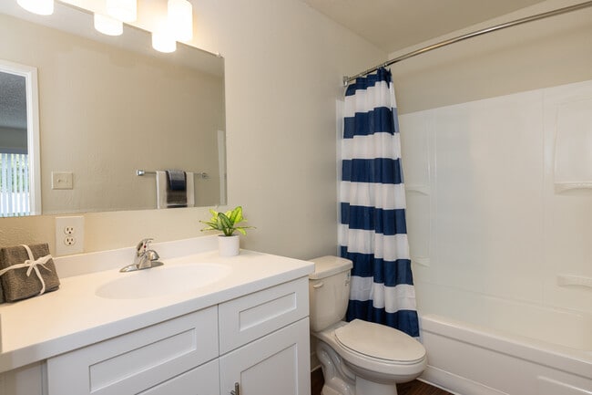 Master Bath - Park On Virginia