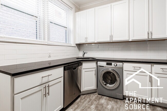 Foto del edificio - 1132 Maple Ave