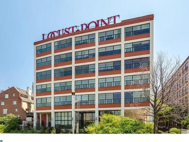 Building Photo - 2429 Locust St