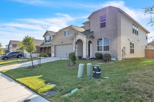 Building Photo - 19321 Hartwell Dr