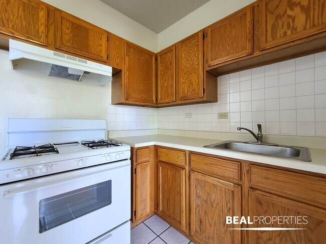 Foto del edificio - 4235 N Paulina St
