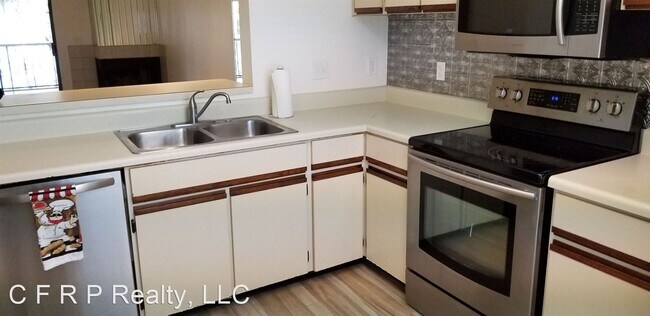 Building Photo - 25303 Northlake Dr