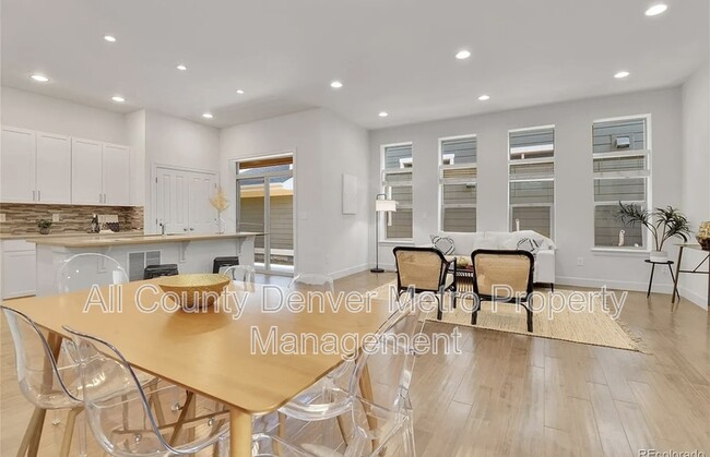 Foto del edificio - 9045 E 58th Dr