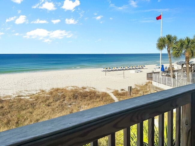 Building Photo - Amazing 3-Bed Condo with HUGE porch on the beach