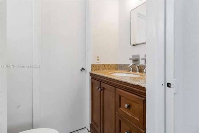 Foto del edificio - 3 bedroom in Miami gardens FL 33169