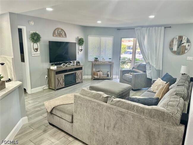 Foto del edificio - 3100 Seasons Way