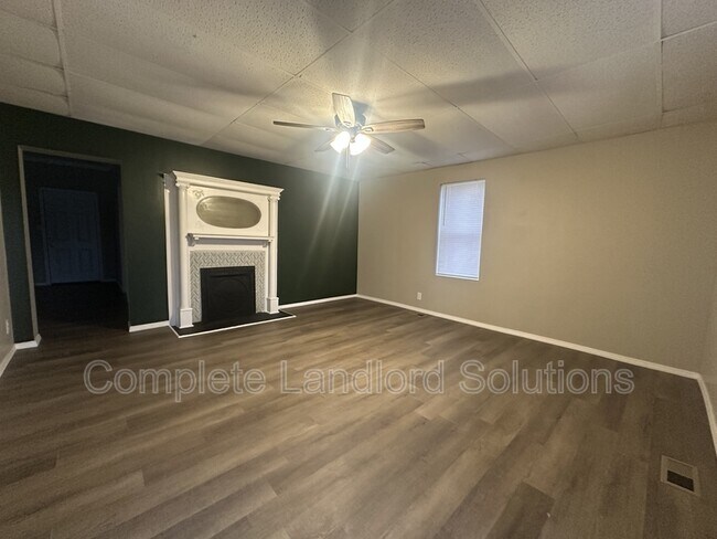 Foto del edificio - 215 N 6th St