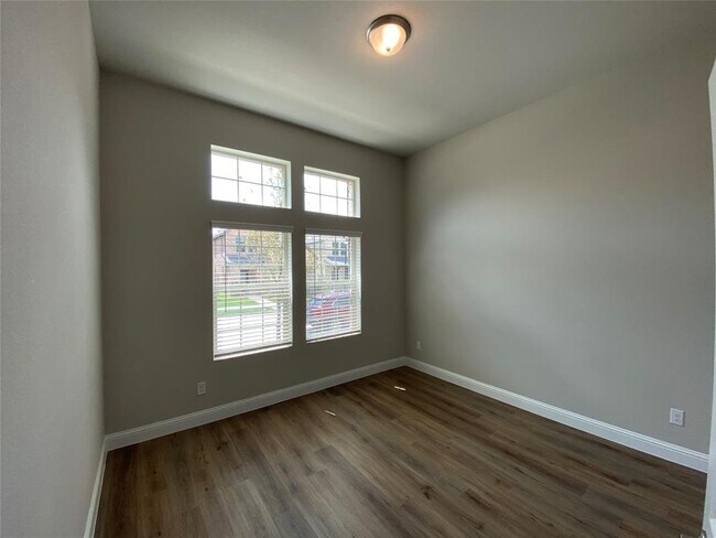 Building Photo - 4127 Stockyard Station Ln