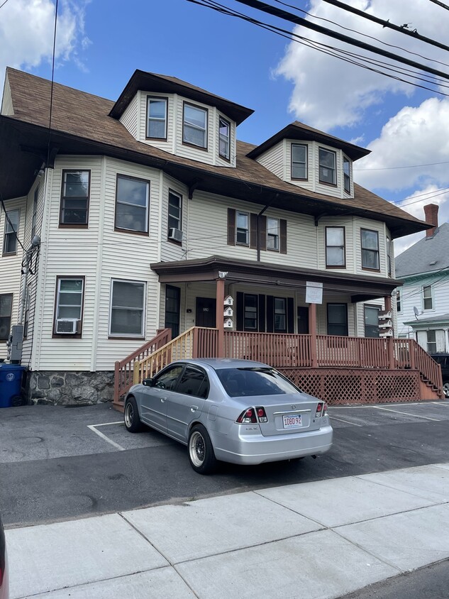 Building - 226 Bailey St