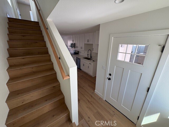 Foto del edificio - 758 W 20th St