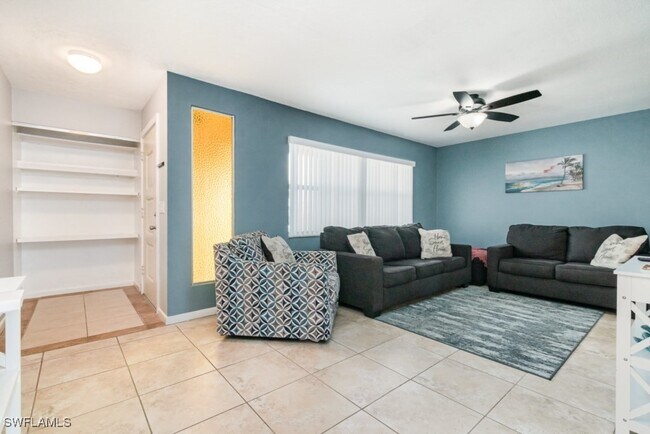 Foto del edificio - 922 SE 25th Ln