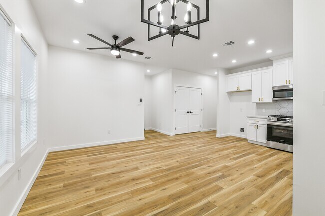 Building Photo - 7486 Stanwick Dr