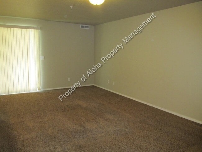 Foto del edificio - 1023 W Pine Ave