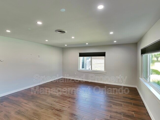 Building Photo - 2852 Scarlet Rd