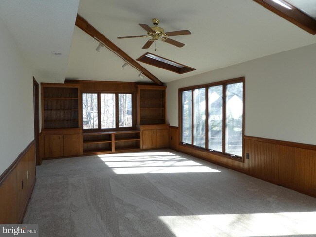 Building Photo - 4 Briarwood Ct
