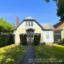 Building Photo - 703 S Ainsworth Ave