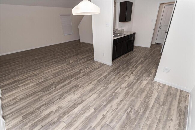 Building Photo - 13234 Withee Path Ln